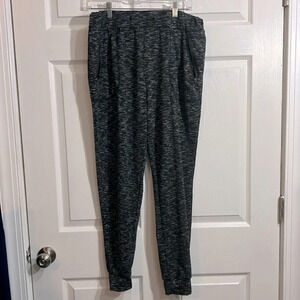 Adrienne Vittadini women’s active joggers. Black/white Size large.